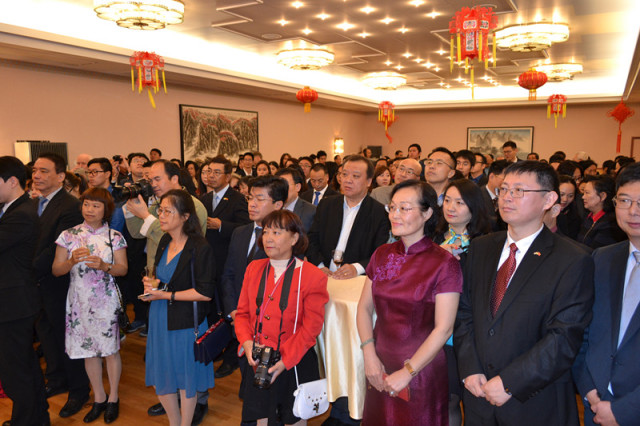 中国驻瑞典使馆隆重举办庆中秋招待会