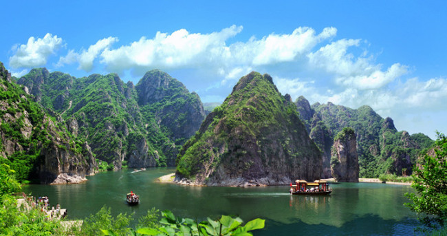 Barranco de la ciudad de Benxi(Por Li Jifu)