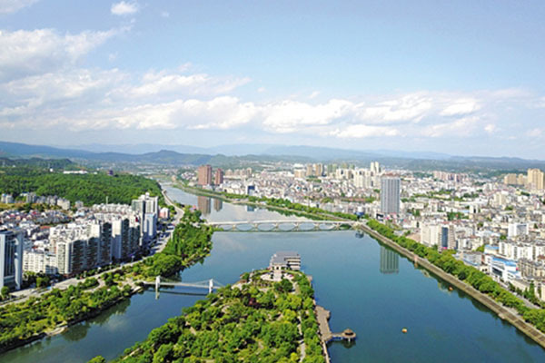 Yichang prioriza la mejora de la ecología a lo largo del Río Yangtze