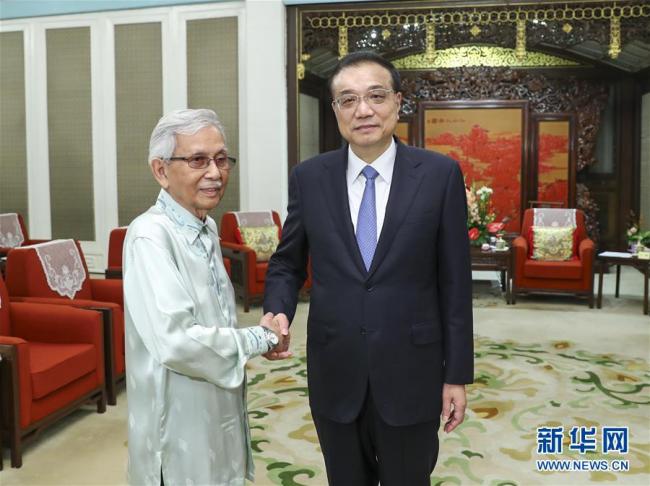Premier chino se reúne con enviado especial del primer ministro malasio