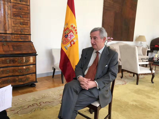 Embajador de España en China habla de las dos sesiones de China