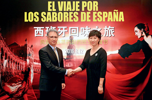 España apunta al turismo chino