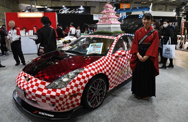 Une voiture JPN, exposée sur le stand du Collège technique Toyota de Tokyo, lors du Salon de l'auto de Tokyo 2018 à Makuhari Messe, à Chiba, au Japon.