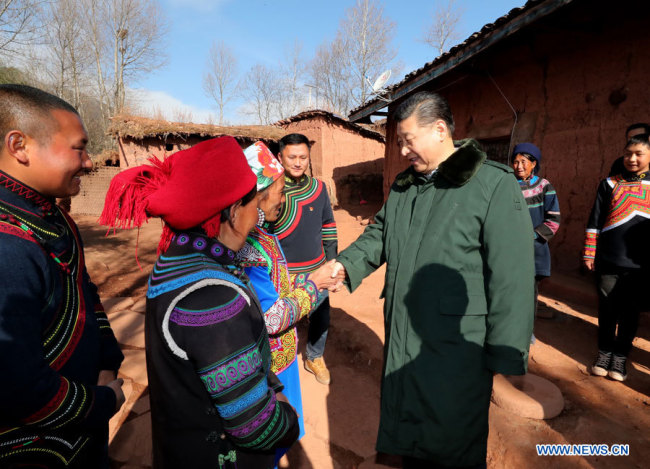 Visite de Xi Jinping chez des villageois ethniques démunis dans le sud-ouest de la Chine