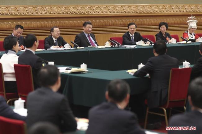 (Deux Sessions) Xi Jinping met l'accent sur une écologie politique "propre et honnête"