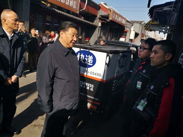 Xi Jinping rend visite aux livreurs express