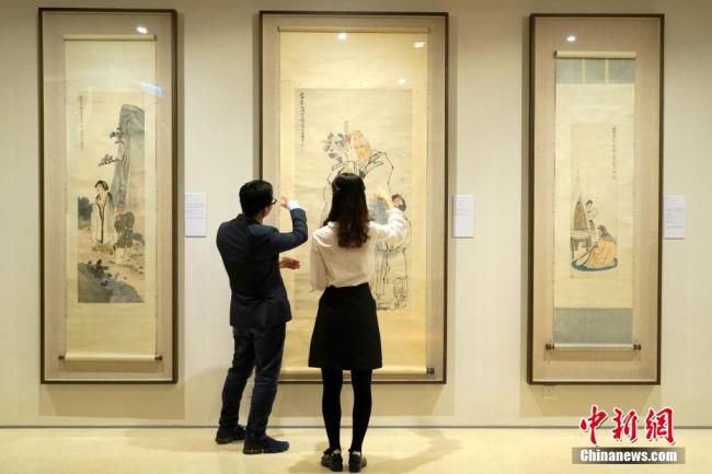 Le peintre chinois Ren Bonian exposé à Hong Kong