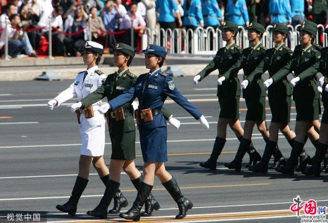 Photos : la puissance des femmes militaires chinoises