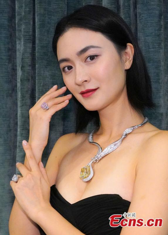 Le collier Dunhuang Pipa de Anna Hu, dont l’estimation haute se monte à 6,25 millions de dollars.