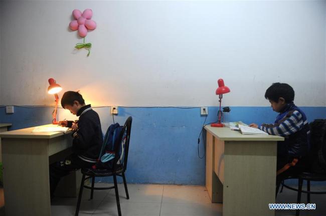 La leçon de vie d'un orphelin affecté par le VIH/sida dans l’est de la Chine