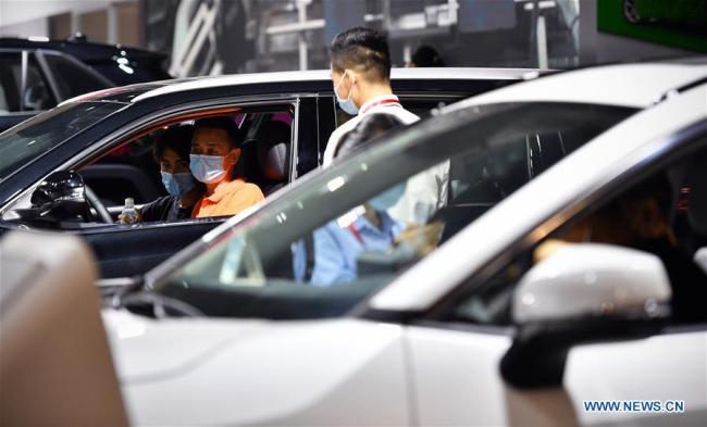 Chine : salon international de l'automobile à Hainan