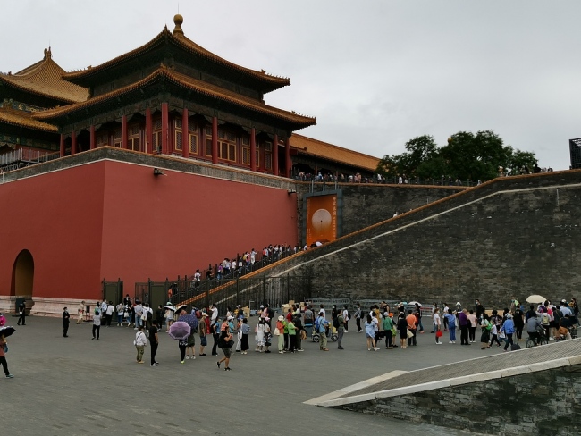 Ouverture d’une exposition sur les 600 ans du Musée du Palais à Beijing