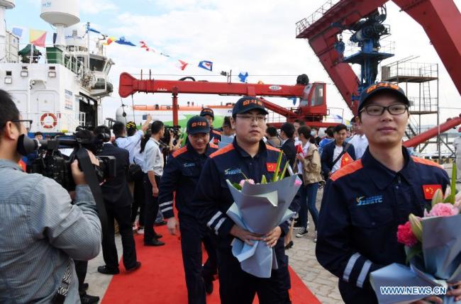 Retour du nouveau submersible habité chinois après une expédition dans l'océan
