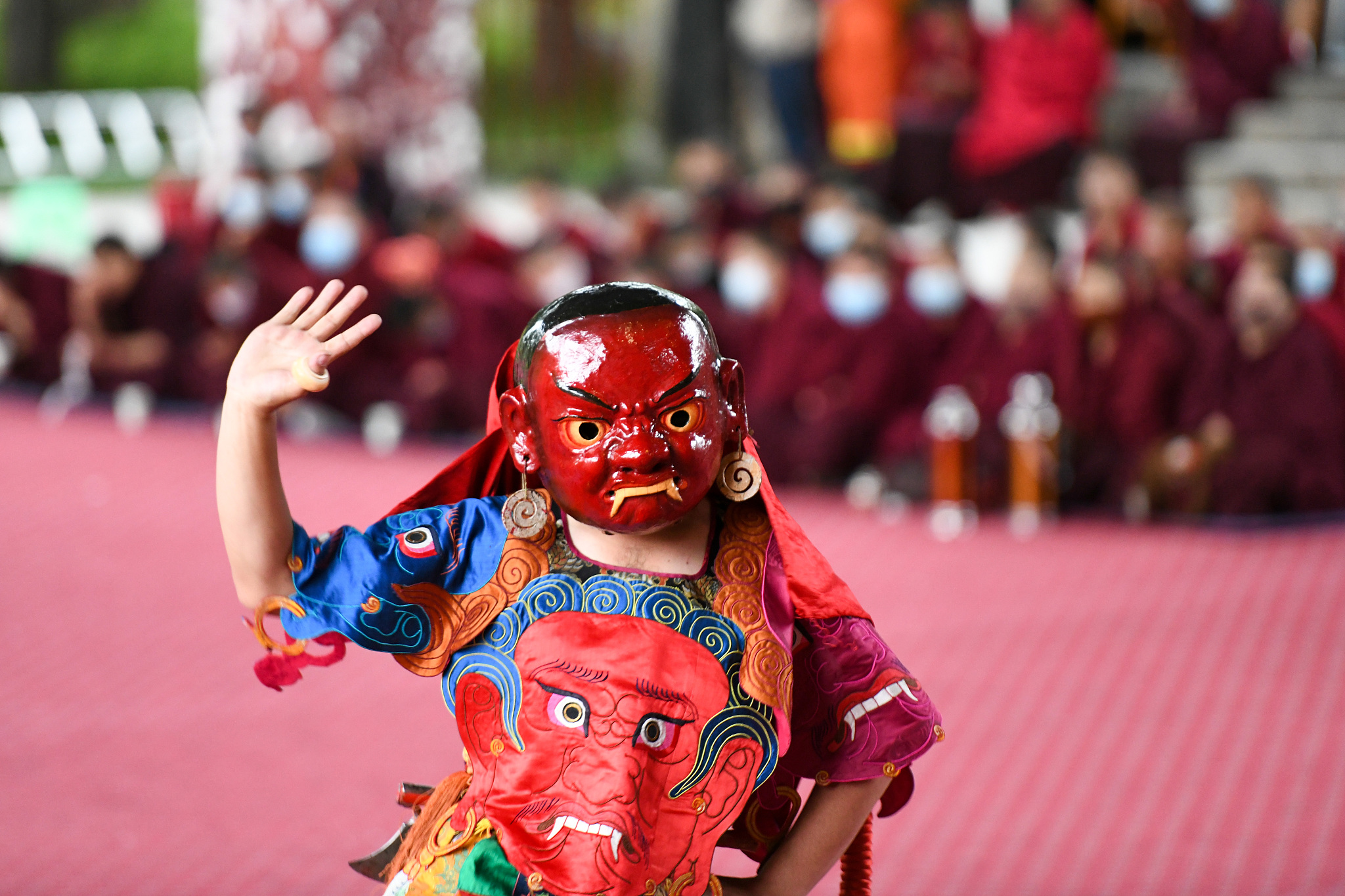 Tibet tenue d un v nement de danse cham afin de prier pour la