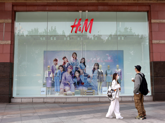 Ένα κατάστημα H&M στο Γκουανγκτζόοου. [Φωτογραφία: CFP]