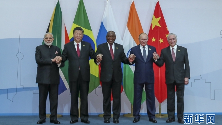 Xi Jinping pede que países do BRICS construam rede de parcerias mais estreitas