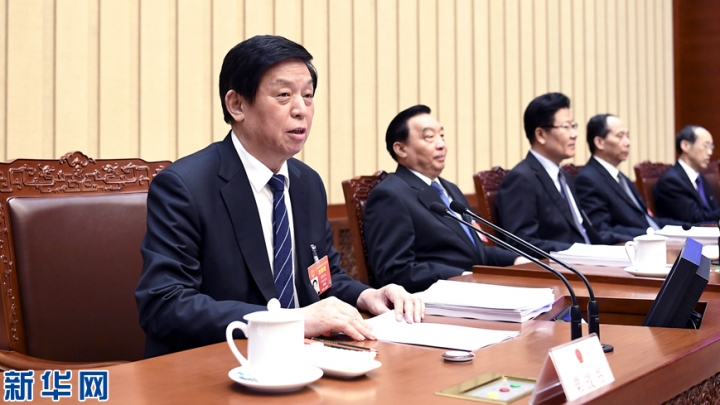 Presidium da 2ª sessão da 13ª Assembleia Popular Nacional da China realiza 3ª reunião