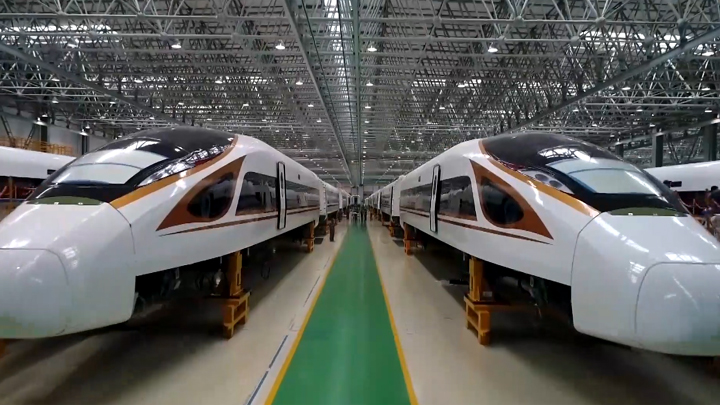 Aqui é a China moderna - Ferrovias Chinesas