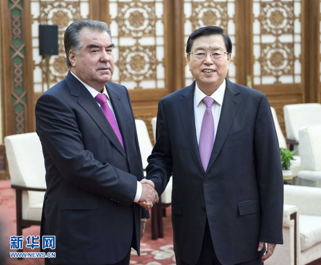 Чжан Дэцзян встретился с президентом Таджикистана Эмомали Рахмоном