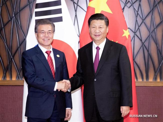 Си Цзиньпин встретился с президентом РК Мун Чжэ Ином