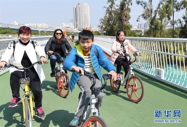Пекин будет развивать инфраструктуру экологически безопасного транспорта