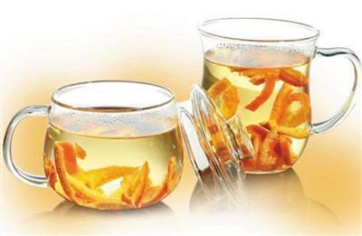 Согласно теории ТКМ (традиционной китайской медицины) кожура мандарина является лекарственным средством 