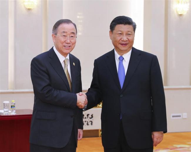 Си Цзиньпин встретился с председателем Совета Боаоского азиатского форума Пан Ги Муном 