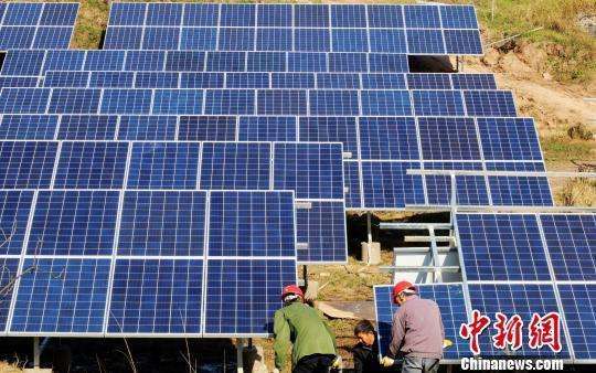 Китай приветствует решение ЕС не продлевать срок действия антидемпинговых и антисубсидиционных мер для экспорта китайских солнечных панелей