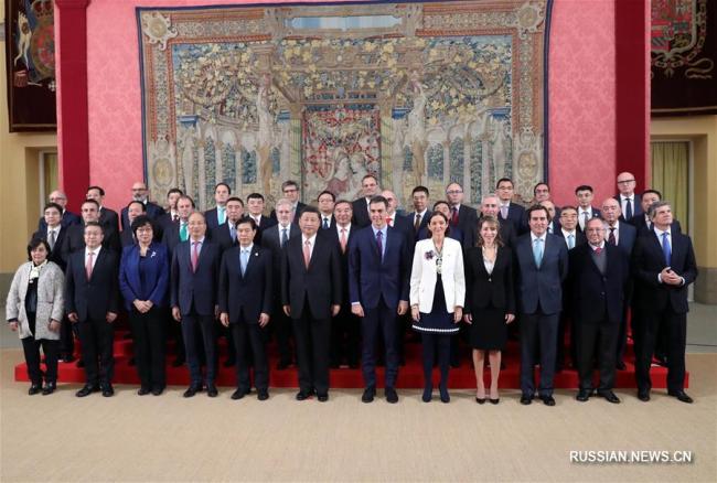 Си Цзиньпин и премьер-министр Испании П. Санчес встретились с представителями Китайско-испанского делового консультативного совета
