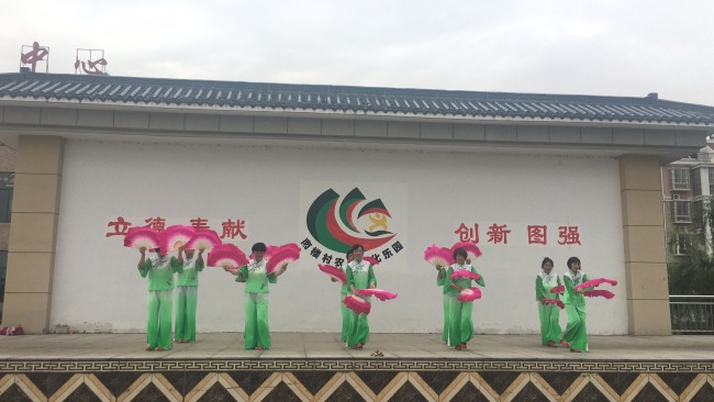Благодаря "Программе создания прекрасных деревень" деревня Наньлоу провинции Аньхой процветает