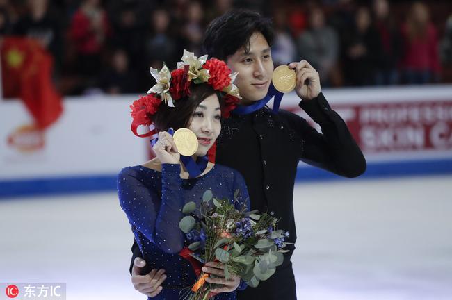 Китайские фигуристы Суй Вэнцзин и Хань Цун взяли «золото» на Чемпионате четырех континентов