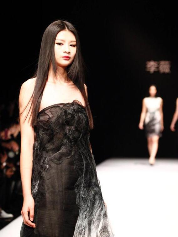 Ли Вэй и ее мечта о моде