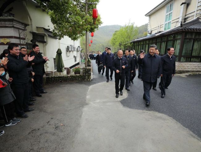 30 марта 2020 года, Си Цзиньпин прибыл с инспекцией в село Юйцунь