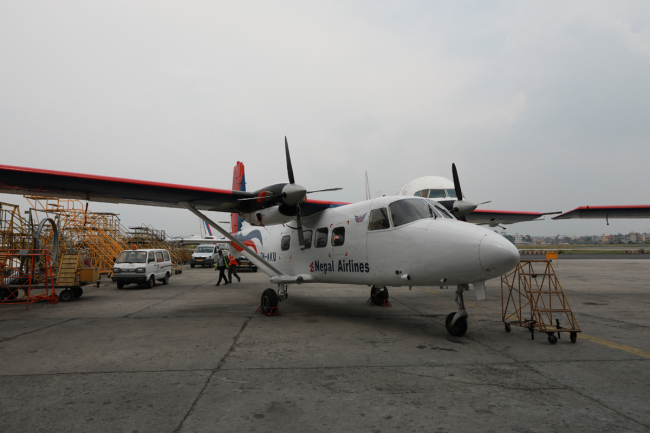 چین کے تیار کردہ دو ہوائی جہاز نیپال کے سپرد
