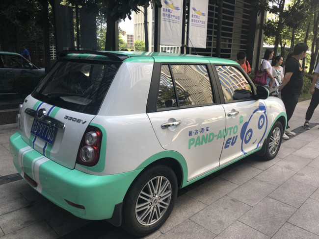 چین میں پہلی خود کار شیئرڈ گاڑی کی کامیاب آزمائشی ڈرائیورنگ