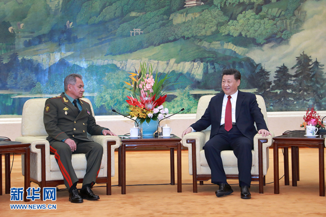 روس کے وزیر دفاع سے چینی صدر مملکت شی جن پھنگ کی ملاقات 
