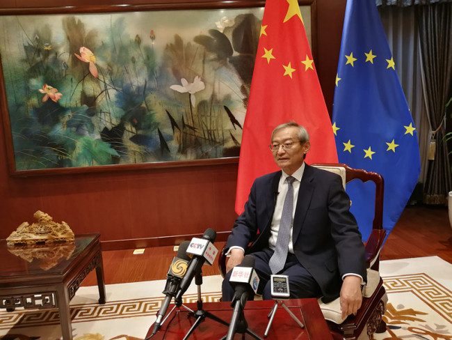 　تعاون ہی چین اور امریکہ کے لیے واحد درست انتخاب ہے : یورپی یونین میں چین کے سفیر 