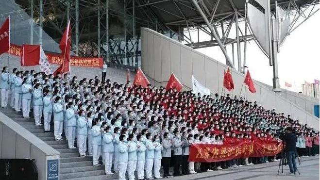 اعزام بیش از 38 هزار پزشک چینی برای کمک به مردم شانگهایا