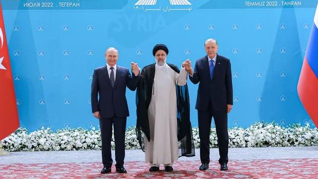 پیام سفر رؤسای جمهور روسیه و ترکیه به ایران