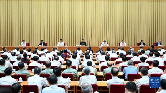 شی جین پینگ: بیستمین کنگره ملی حزب کمونیست چین رویداد بزرگ مرتبط با رستاخیز بزرگ ملت چین استا