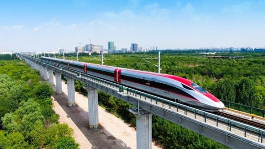 رونمایی از قطارهای فوق سریع ساختِ چین برای اندونزیا