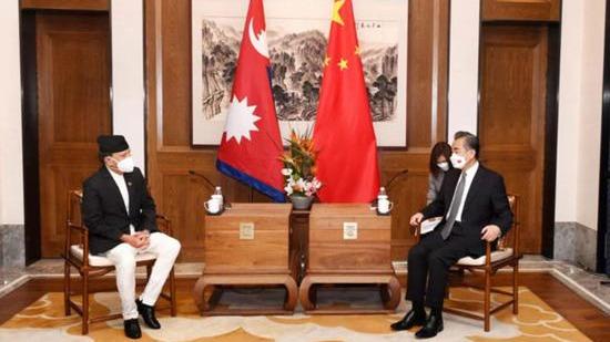 دیدار وزیر امور خارجه نپال با «وانگ یی» و تاکید بر پایبندی به اصل چین واحدا