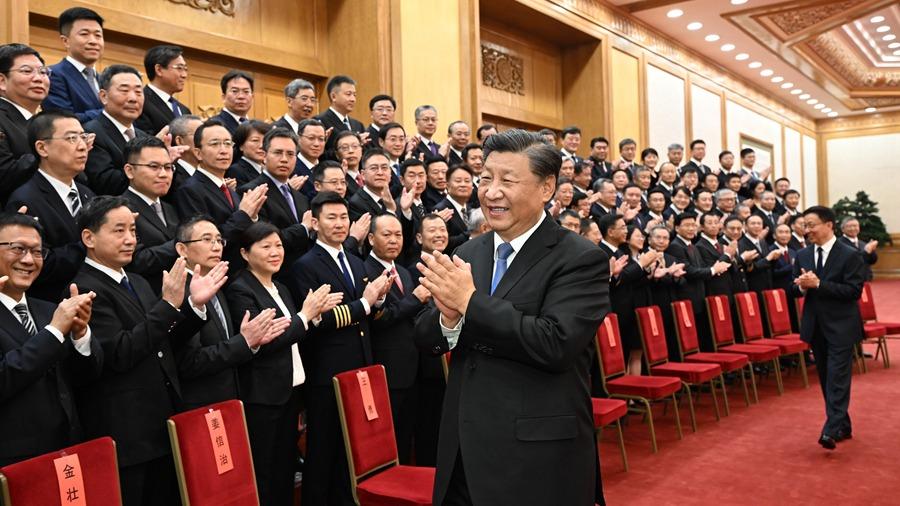 चीनका राष्ट्राध्यक्ष सी चिनफिङबाट सी९१९ ठूलो मानववाहक विमान परियोजनाका प्रतिनिधिसँग भेट-वार्ता