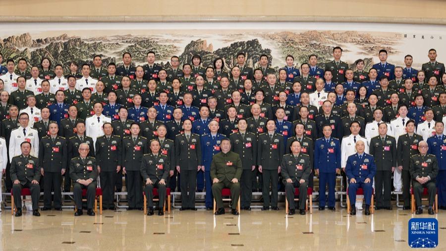 رهبر چین بر اجرای اصول راهنمای کنگره ملی حزب کمونیست در ارتش تاکید کردا