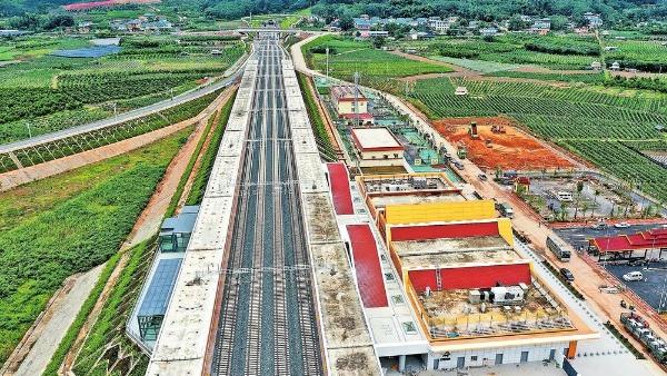 Хятад-Лаосын төмөр замын ачаа тээвэрлэлт тогтворжлоо