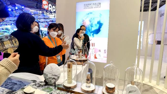 محبوبیت عناصر چینی در میان محصولات جدید شرکت های خارجیا