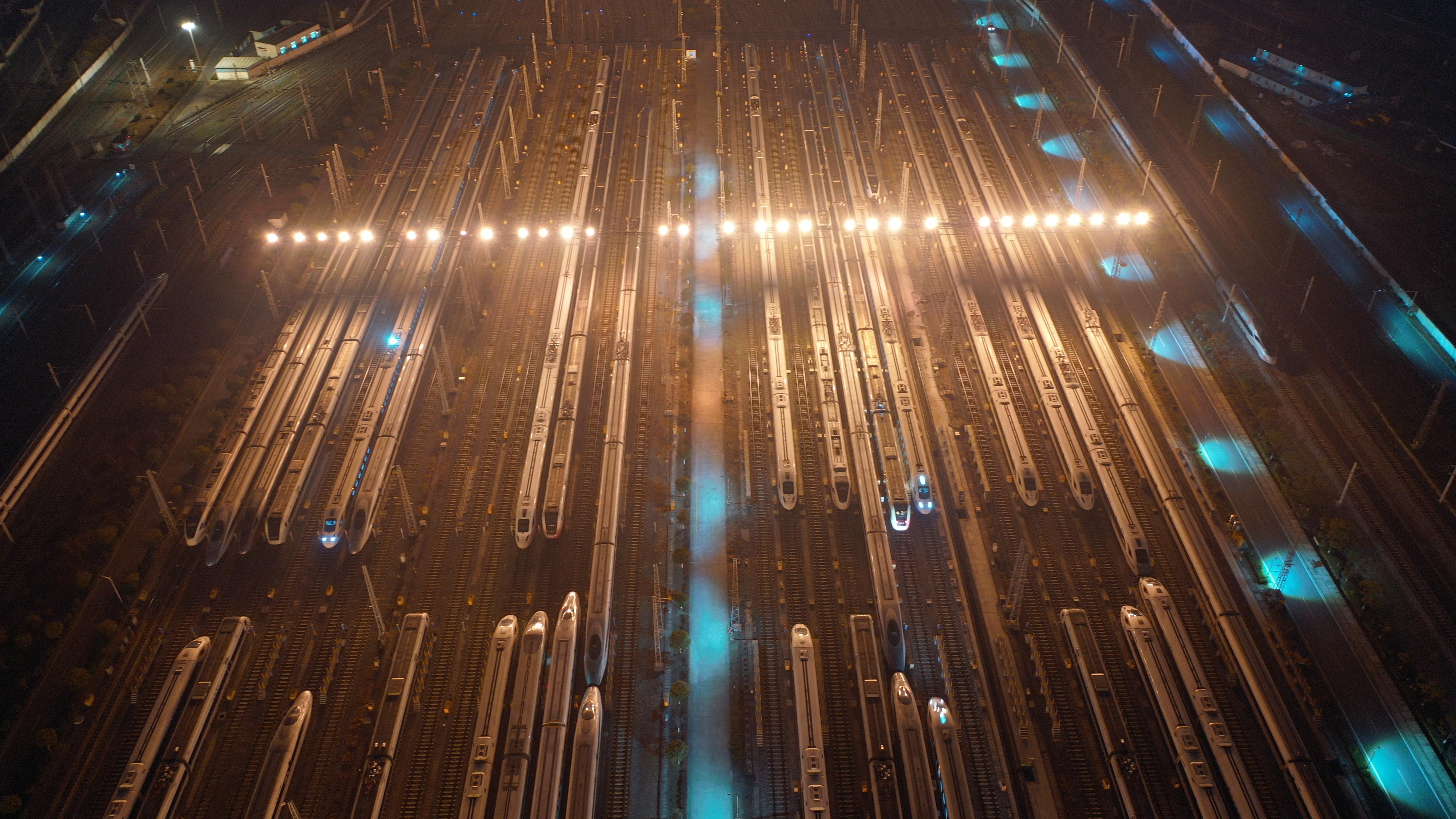 Pociągi w Chengdu są gotowe na szczyt transportowy Święta Wiosny 2023