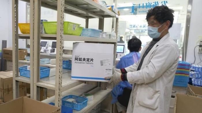 چین داروهای ضد کرونای بیشتری را تحت پوشش بیمه درمانی قرار می دهدا