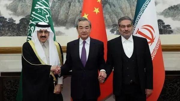 کارشناسان سوری: چین با ایفای نقش تاریخی در خاورمیانه به اختلاف دیرین ایران-عربستان پایان دادا