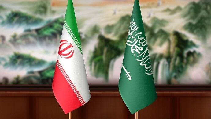 Ираны Ерөнхийлөгч Саудын Арабд айлчлах урилга  авлаа